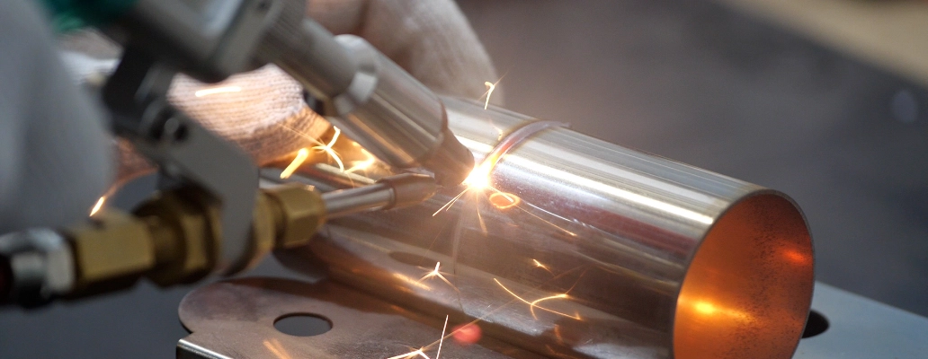封面Choosing the Right Laser Welding Machine (3).webp